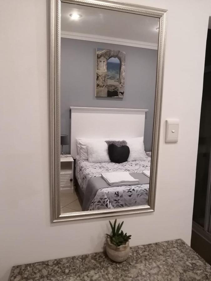 Palm View Guest House Pretoria-Noord Dış mekan fotoğraf